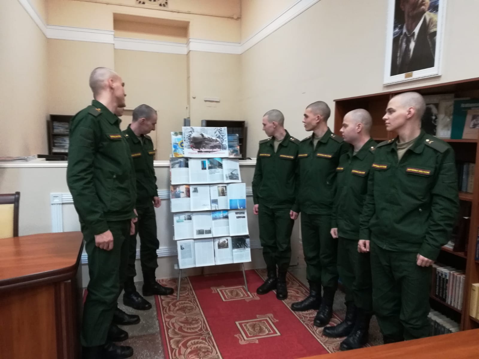 You are currently viewing Выставка периодической печати «Войска РВСН на страже Родины»